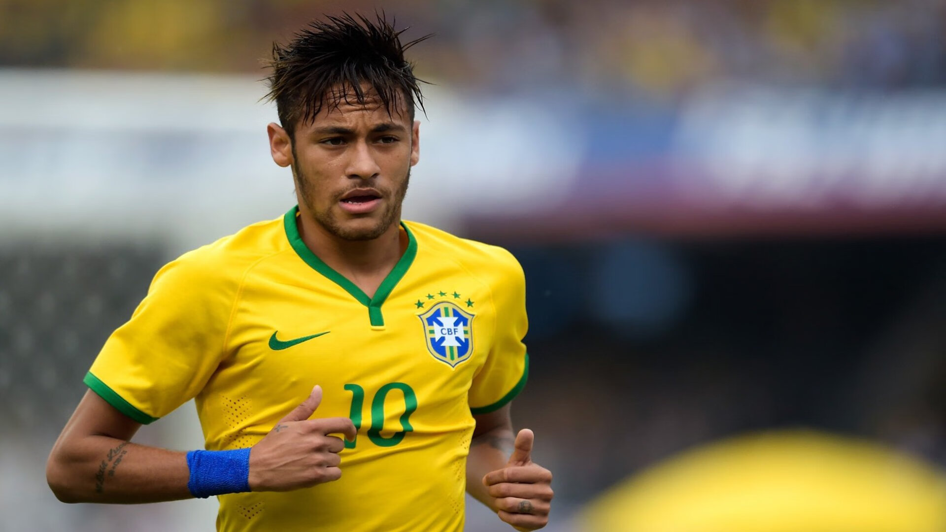 开云体育APP下载-特色足球文化活动在全国范围内逐步普及，足球特色学校宣传片